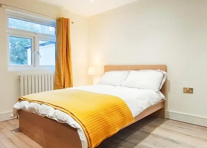 First Floor Flat 1 Northwood